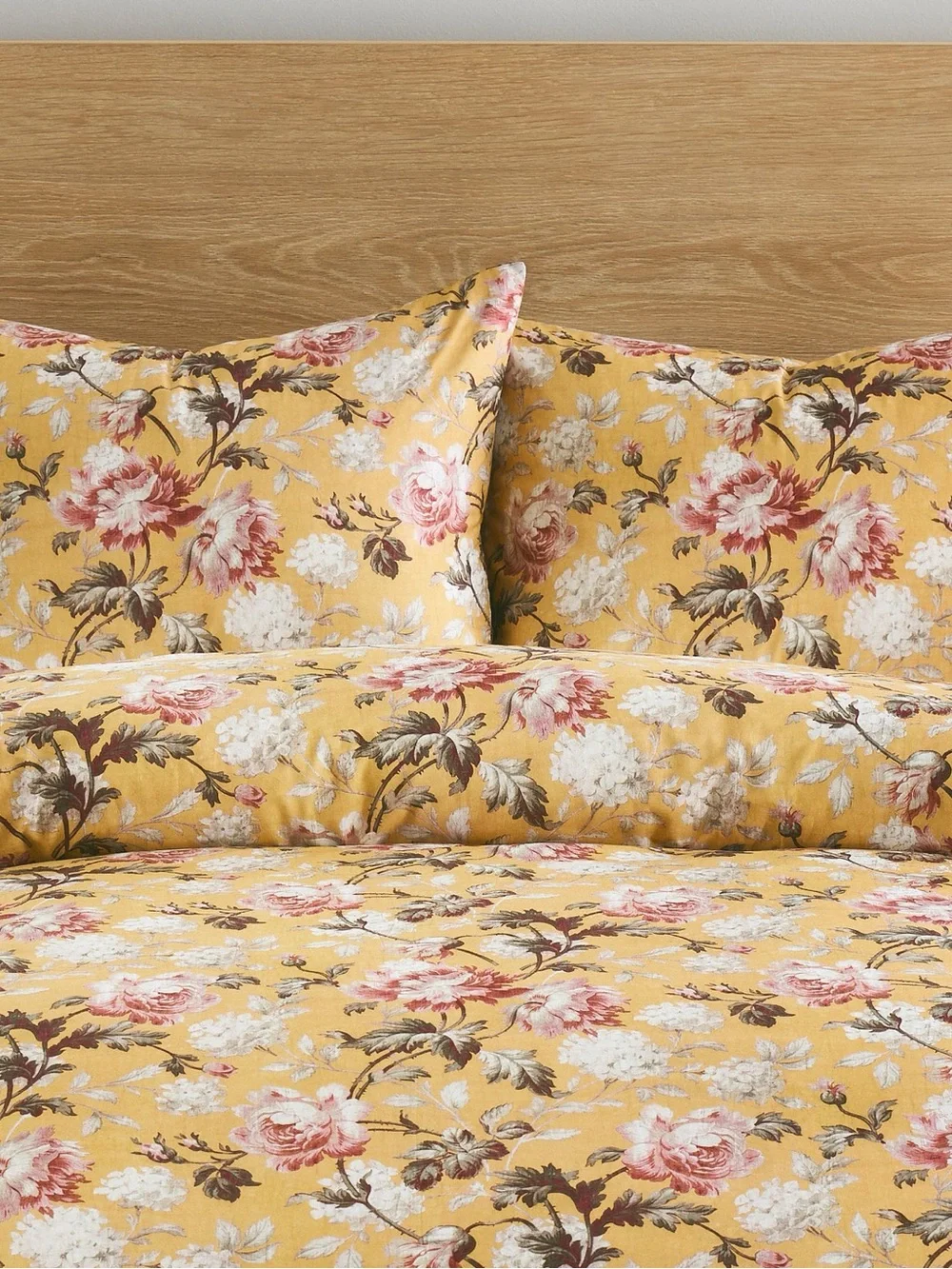 Pottery Barn Ansley Yellow Floral Duvet Cover Queen cozy cottage